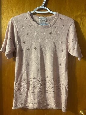Woman’s Tradition Vintage-Inspired Short Sleeve Knit Tee - Blush Pink Medium